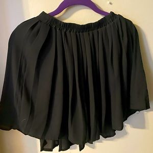 Forever 21 XS black pleated skirt